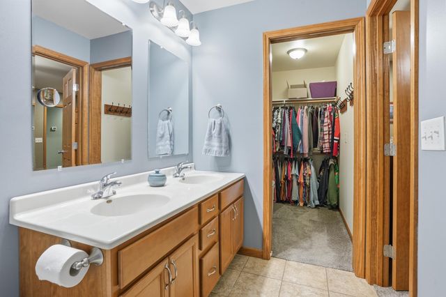 1926 Daisy Street SE, Demotte, IN 46310