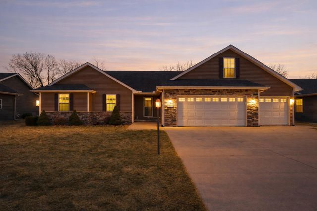 1926 Daisy Street SE, Demotte, IN 46310