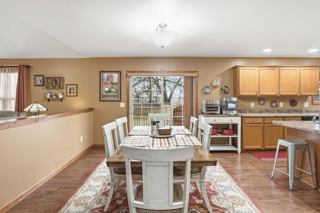 1926 Daisy Street SE, Demotte, IN 46310