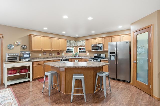 1926 Daisy Street SE, Demotte, IN 46310