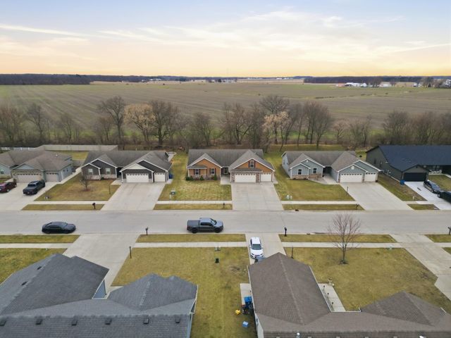 1926 Daisy Street SE, Demotte, IN 46310