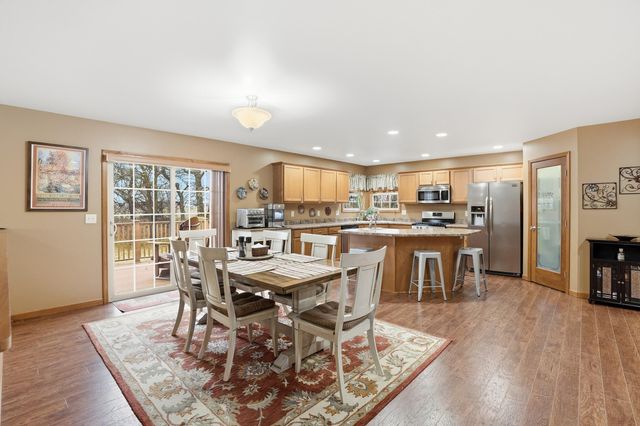 1926 Daisy Street SE, Demotte, IN 46310