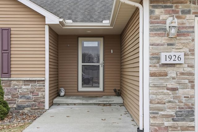 1926 Daisy Street SE, Demotte, IN 46310