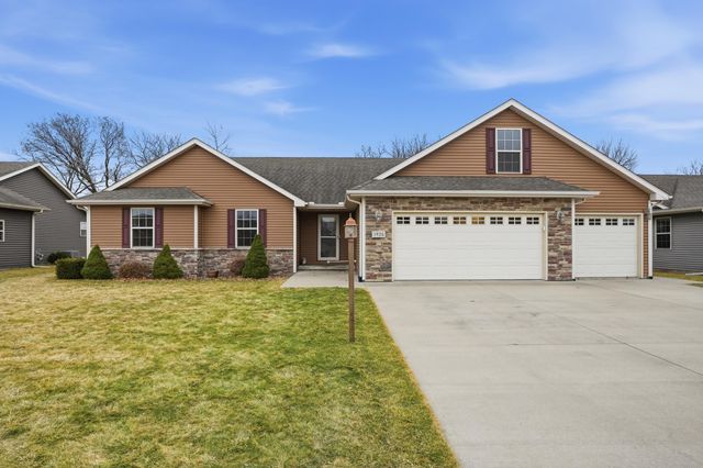 1926 Daisy Street SE, Demotte, IN 46310