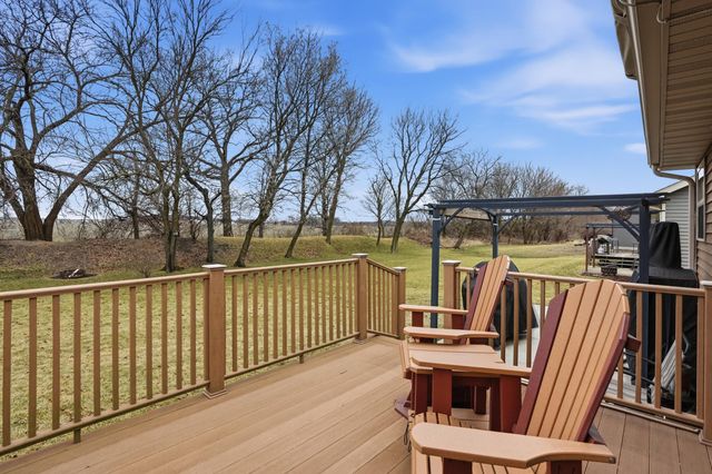 1926 Daisy Street SE, Demotte, IN 46310