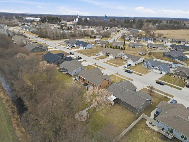 1926 Daisy Street SE, Demotte, IN 46310