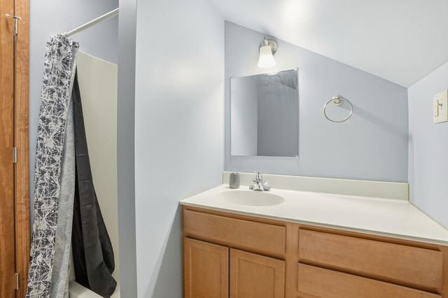 1926 Daisy Street SE, Demotte, IN 46310