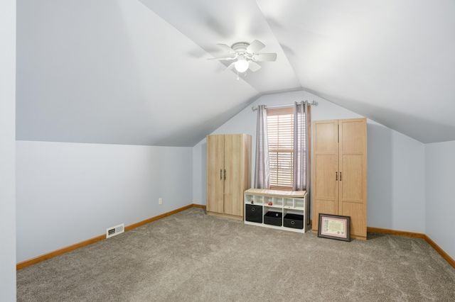 1926 Daisy Street SE, Demotte, IN 46310