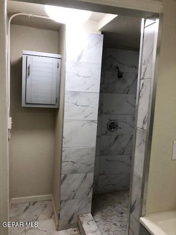 4500 ALAMEDA Avenue A, El Paso, TX 79905