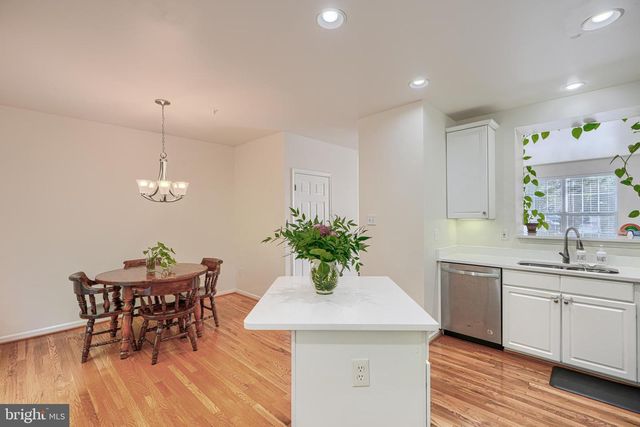 11111 LITTLE FOX LN, Germantown, MD 20876