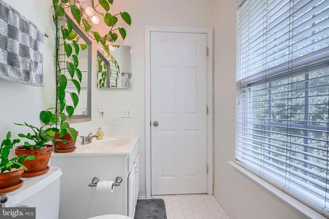 11111 LITTLE FOX LN, Germantown, MD 20876