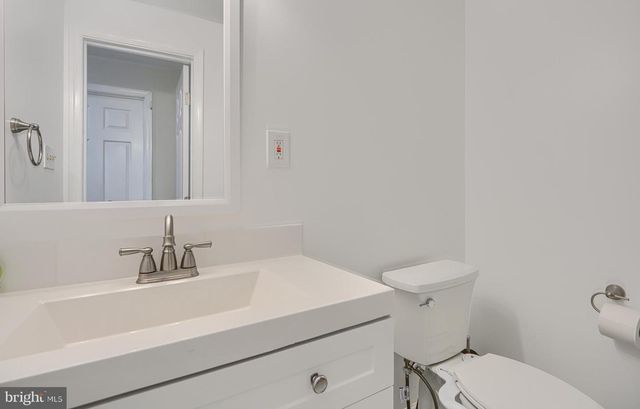 11111 LITTLE FOX LN, Germantown, MD 20876