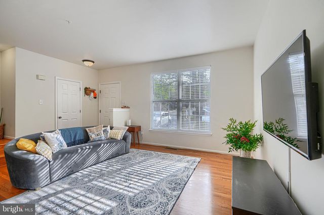 11111 LITTLE FOX LN, Germantown, MD 20876