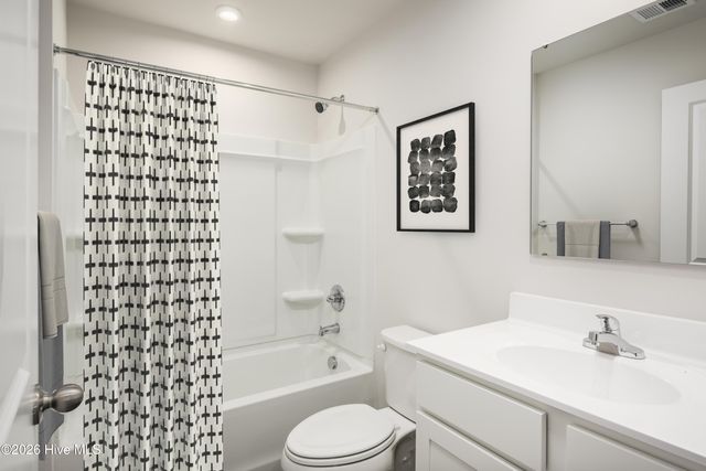 821 Haw Creek Avenue NE, Winnabow, NC 28479