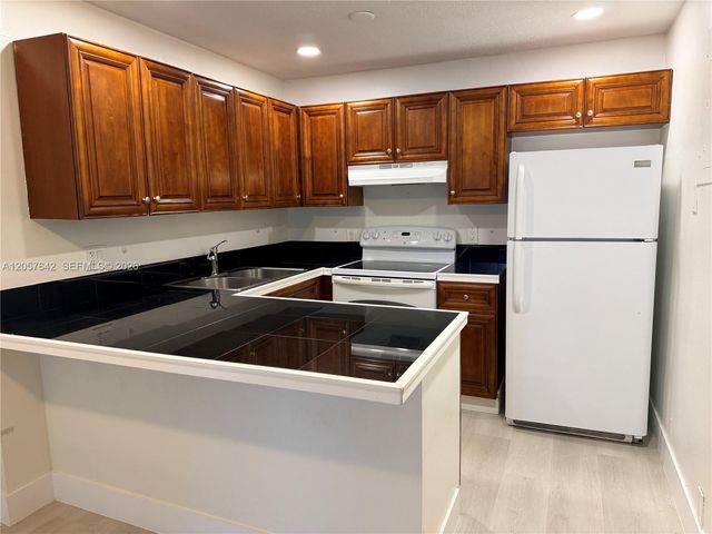 10835 NW 45th St 10835, Coral Springs, FL 33065