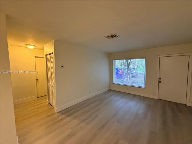 10835 NW 45th St 10835, Coral Springs, FL 33065