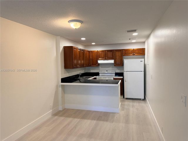 10835 NW 45th St 10835, Coral Springs, FL 33065
