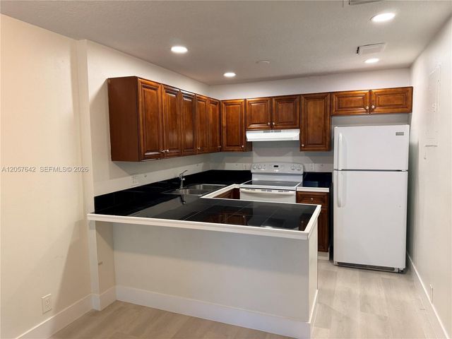 10835 NW 45th St 10835, Coral Springs, FL 33065