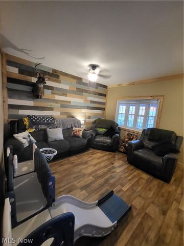 3855 Lincoln Avenue, Shadyside, OH 43947