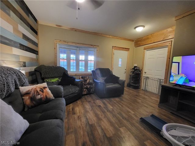 3855 Lincoln Avenue, Shadyside, OH 43947