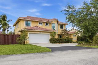 14941 SW 45th Terrace, Miami, FL 33185