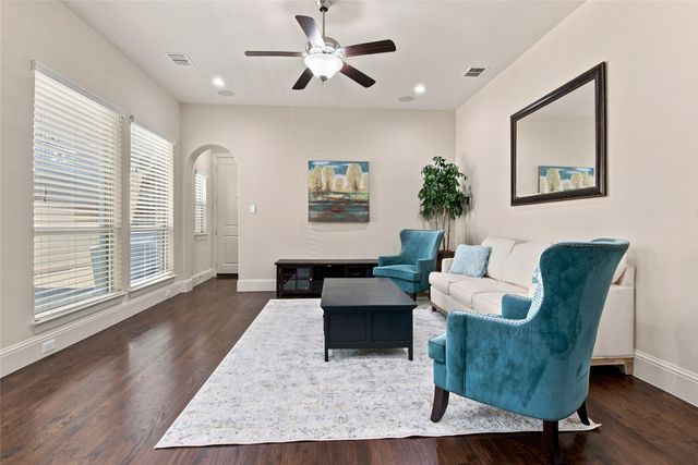 720 Northwood Drive, Flower Mound, TX 75022