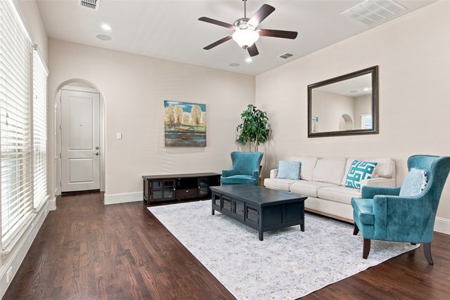 720 Northwood Drive, Flower Mound, TX 75022