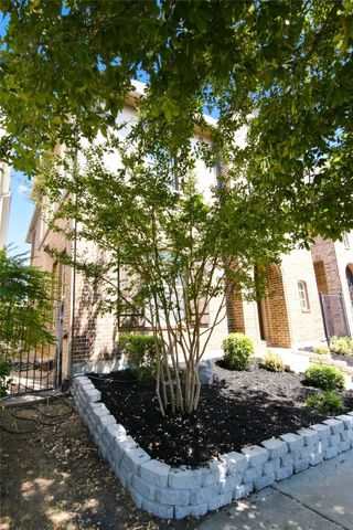 720 Northwood Drive, Flower Mound, TX 75022