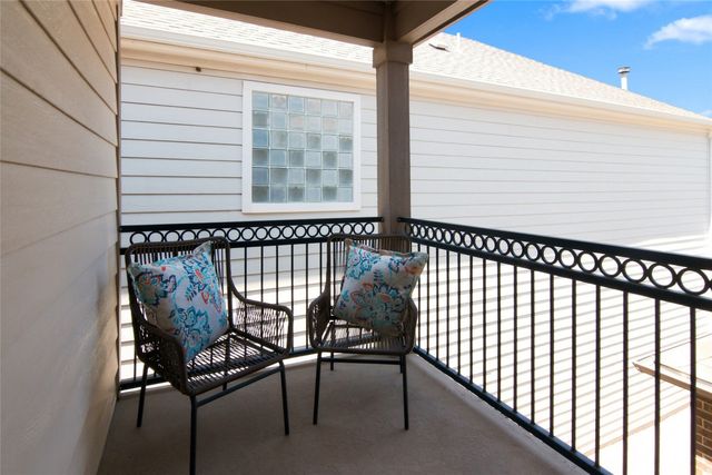 720 Northwood Drive, Flower Mound, TX 75022