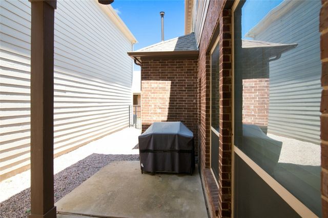 720 Northwood Drive, Flower Mound, TX 75022