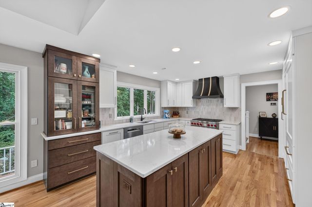 205 Cove Harbor Court, Taylors, SC 29687
