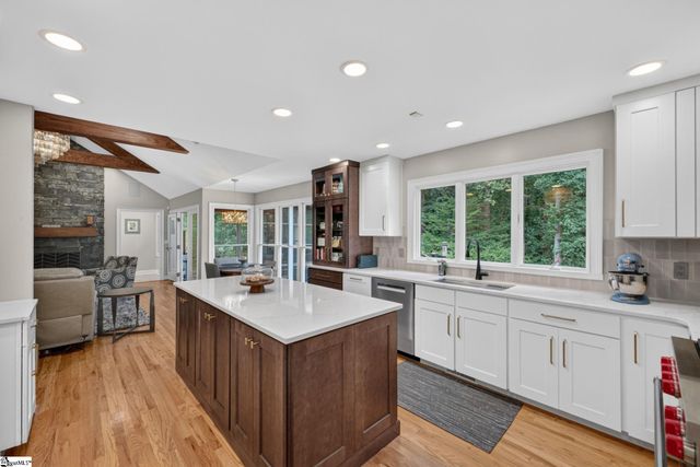 205 Cove Harbor Court, Taylors, SC 29687