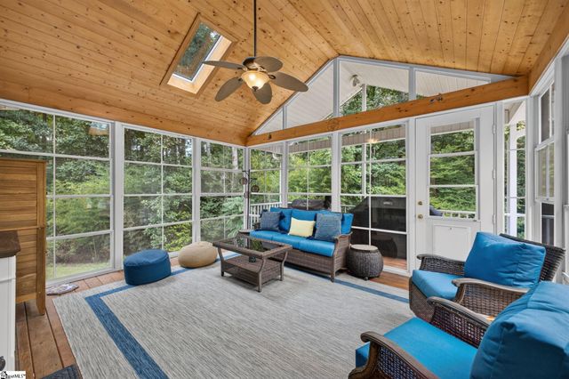 205 Cove Harbor Court, Taylors, SC 29687