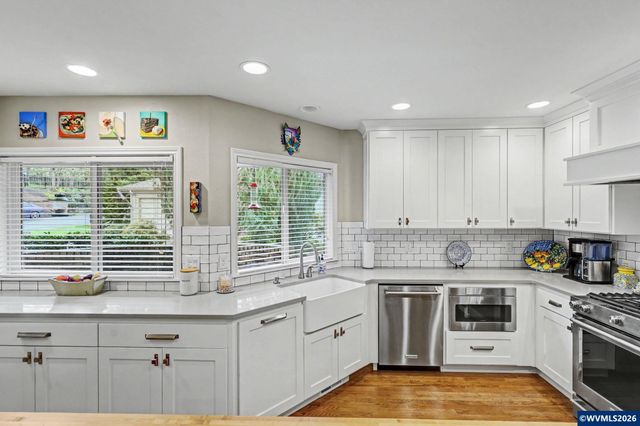 3448 Carnoustie Ln S, Salem, OR 97302