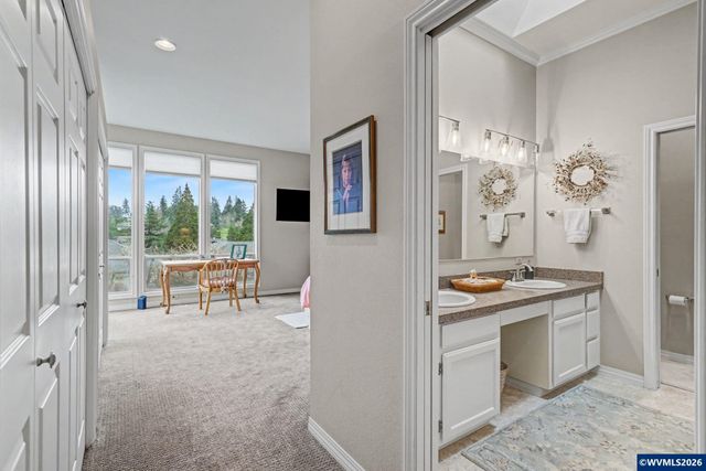 3448 Carnoustie Ln S, Salem, OR 97302