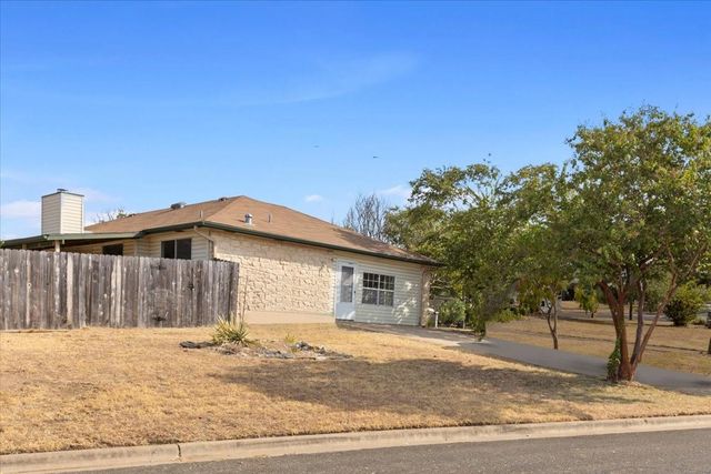 407 S Mount Rushmore DR, Cedar Park, TX 78613