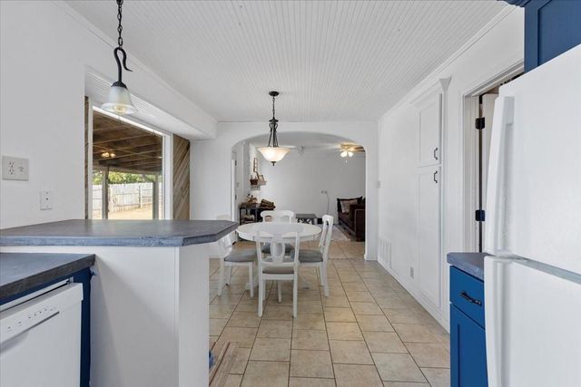 407 S Mount Rushmore DR, Cedar Park, TX 78613