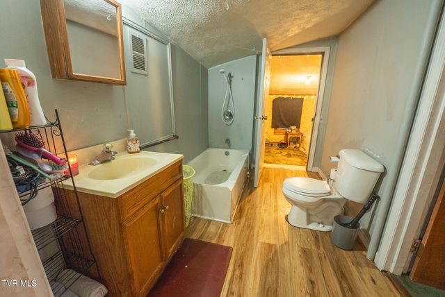 179 A Sutton Hollow Road, Sneedville, TN 37869