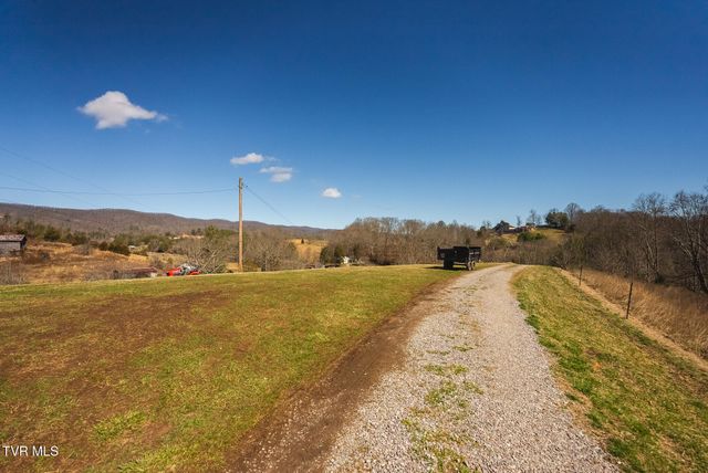 179 A Sutton Hollow Road, Sneedville, TN 37869