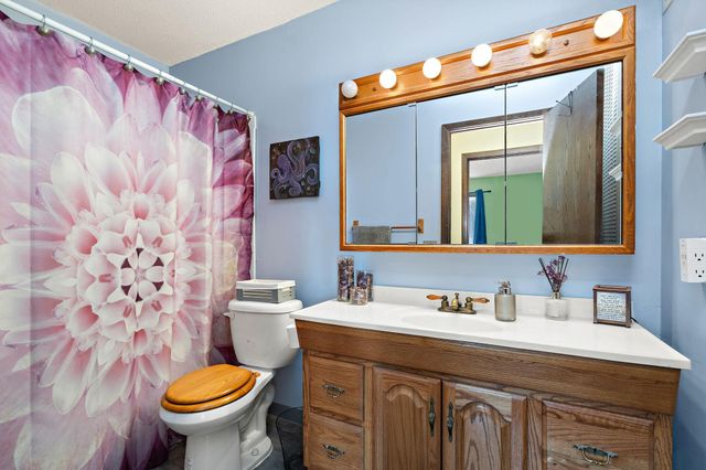 418 Dorland Place, Maplewood, MN 55119