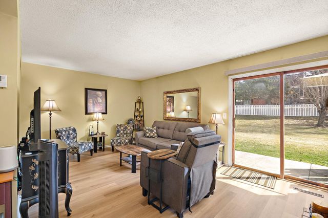 418 Dorland Place, Maplewood, MN 55119