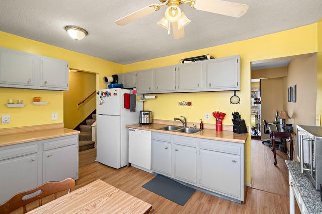 418 Dorland Place, Maplewood, MN 55119