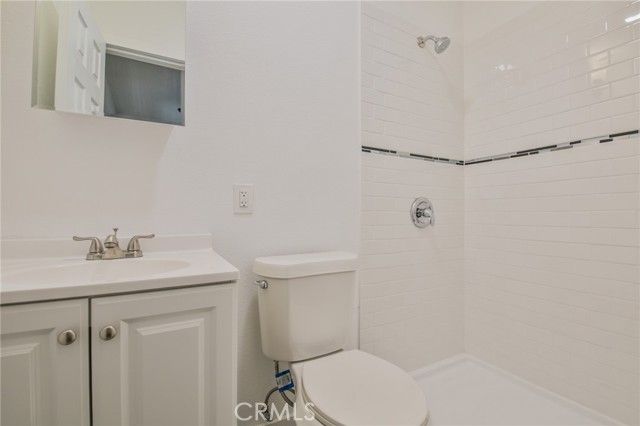 7424 Bell Avenue, Los Angeles, CA 90001