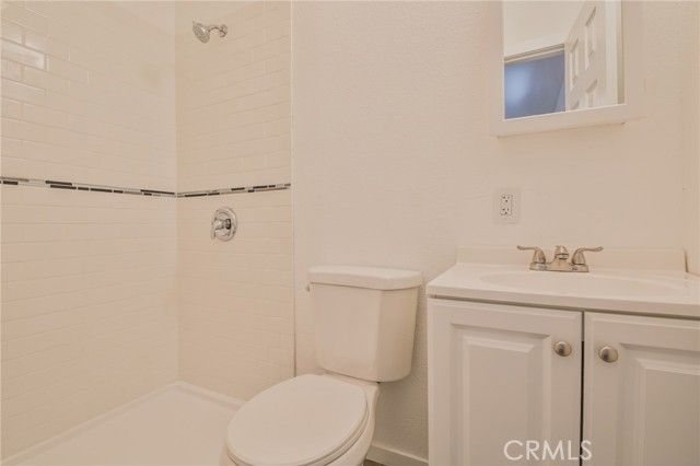 7424 Bell Avenue, Los Angeles, CA 90001