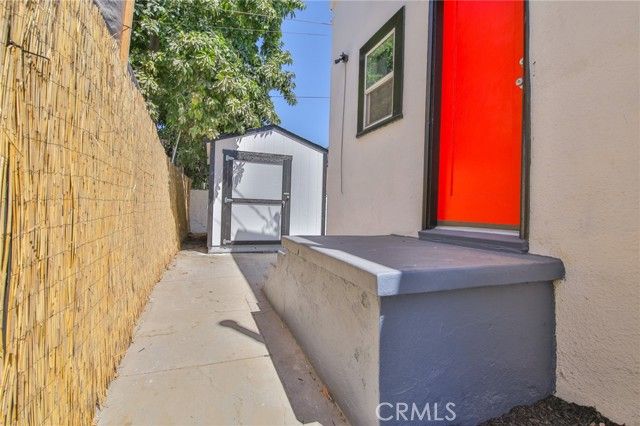 7424 Bell Avenue, Los Angeles, CA 90001