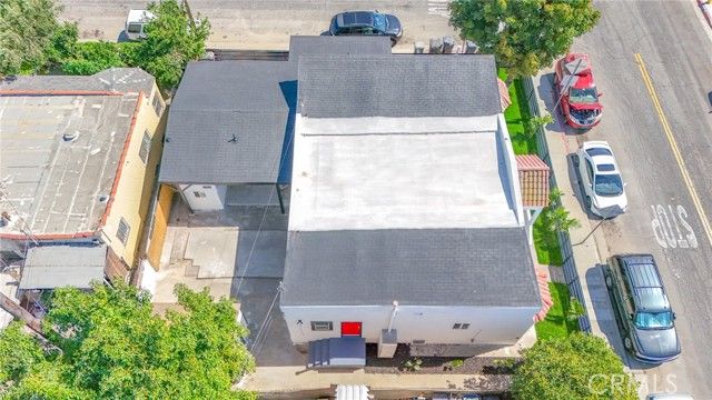 7424 Bell Avenue, Los Angeles, CA 90001