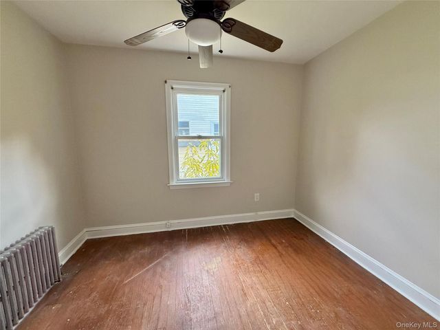 10 Cottage Avenue, Nanuet, NY 10954