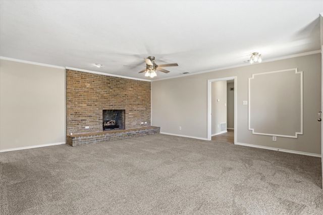 148 Granada Square, Canton, TX 75103