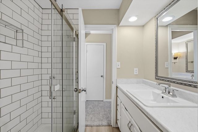 148 Granada Square, Canton, TX 75103