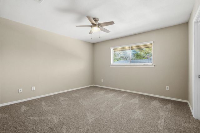 148 Granada Square, Canton, TX 75103